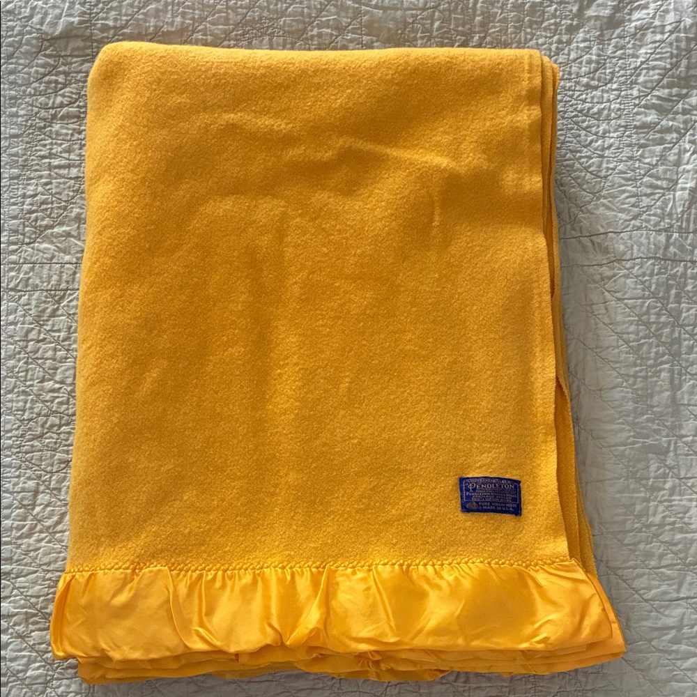Mustard Yellow Vintage Pendleton Blanket with trim - Queen